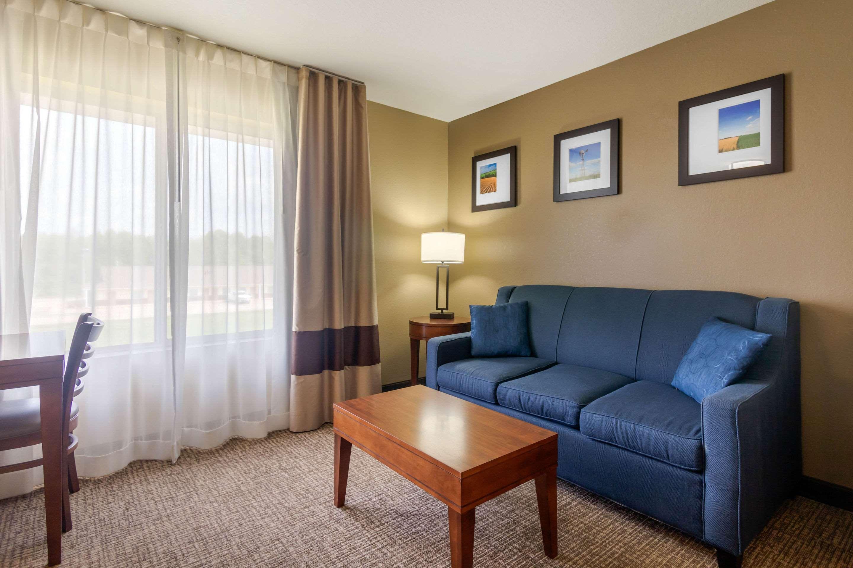 Hotel Comfort &