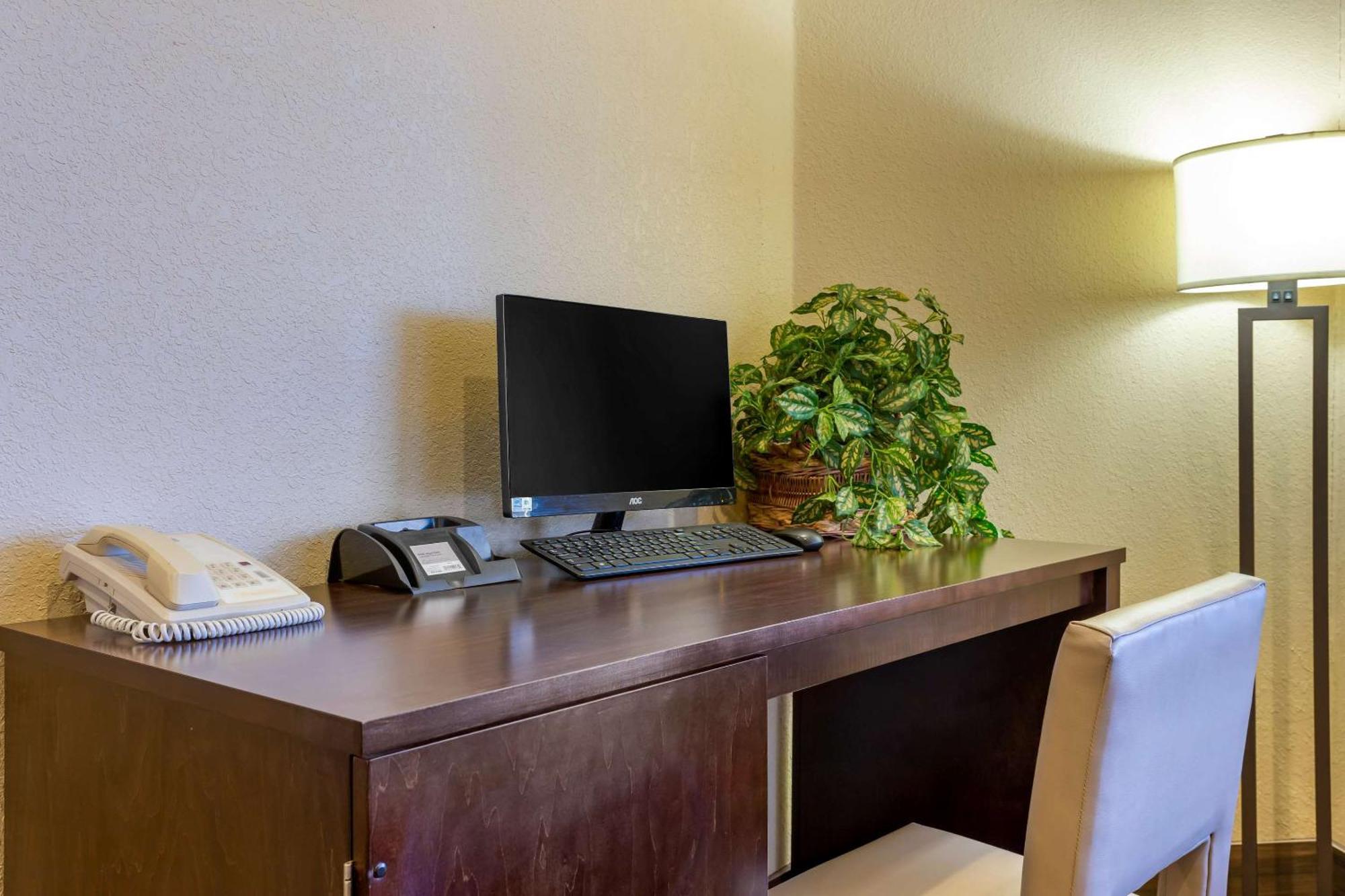 Comfort & Hotel 2*
