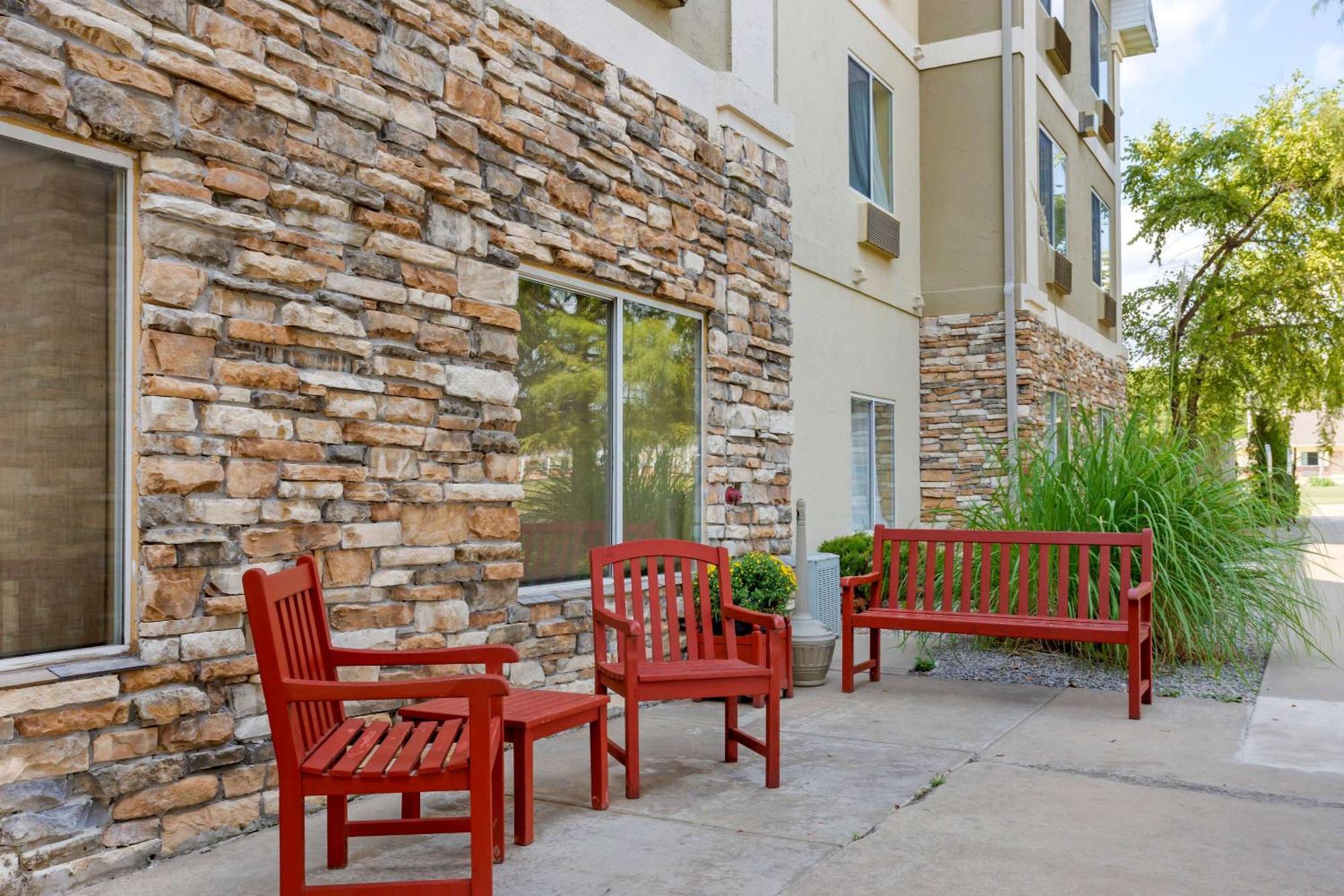 Comfort & Hotel Pittsburg