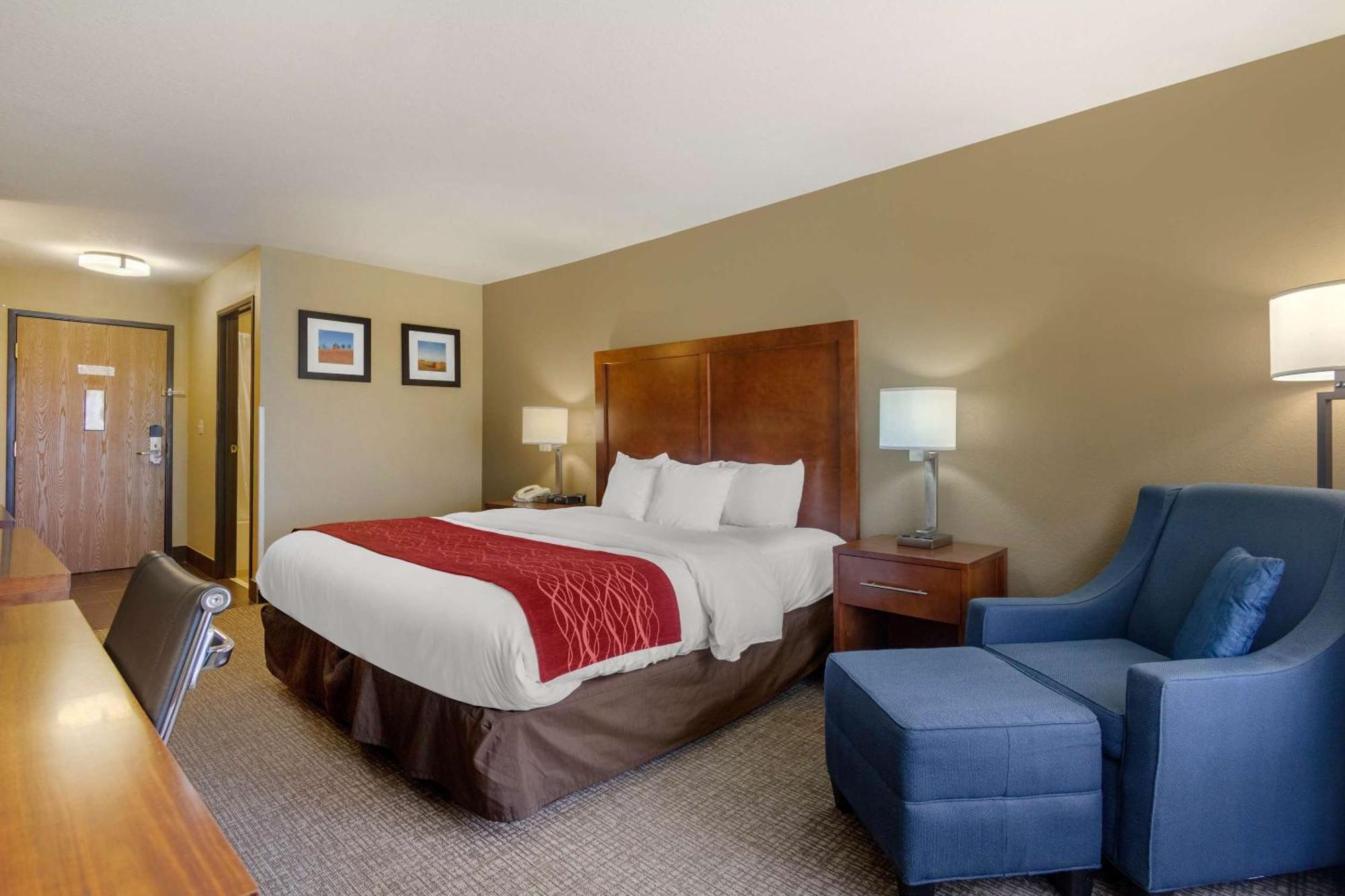 Hotel Comfort &