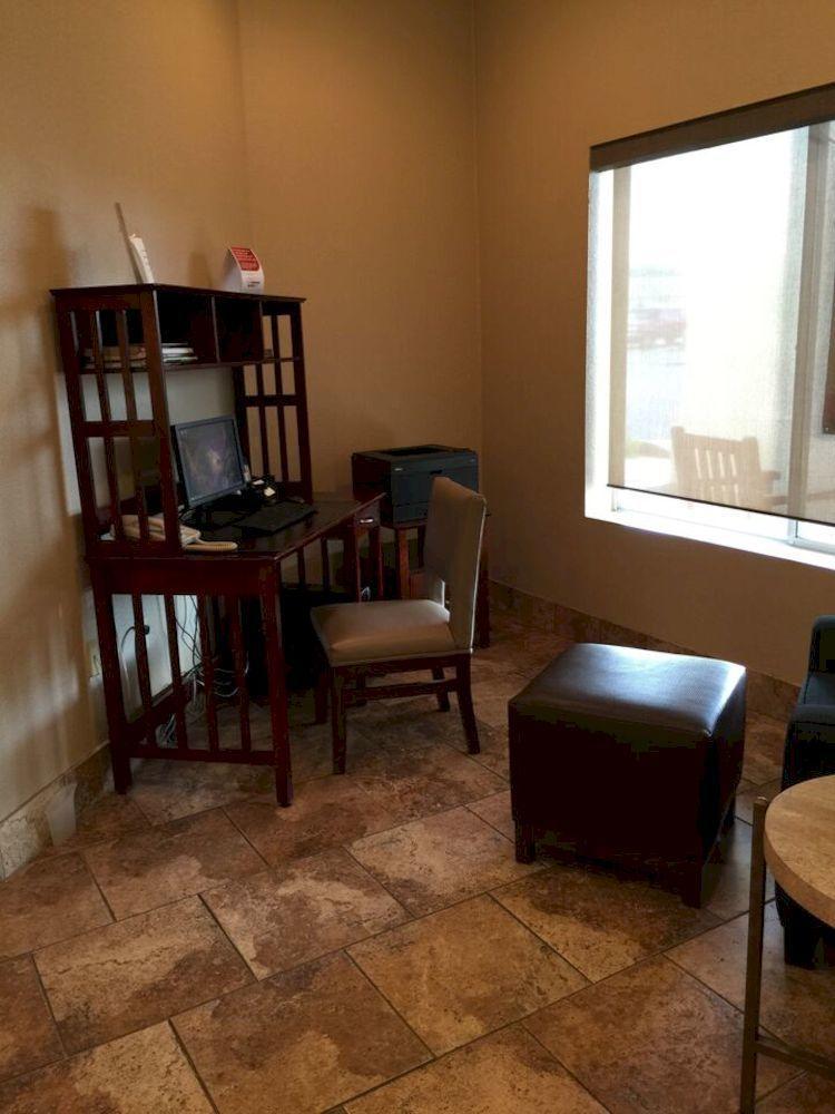 Comfort & 2* Pittsburg