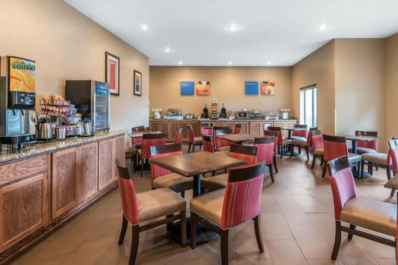 Comfort & Hotel Pittsburg