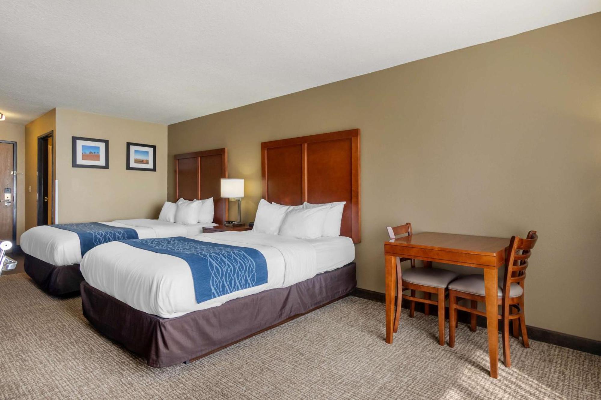 Hotel Comfort & Pittsburg